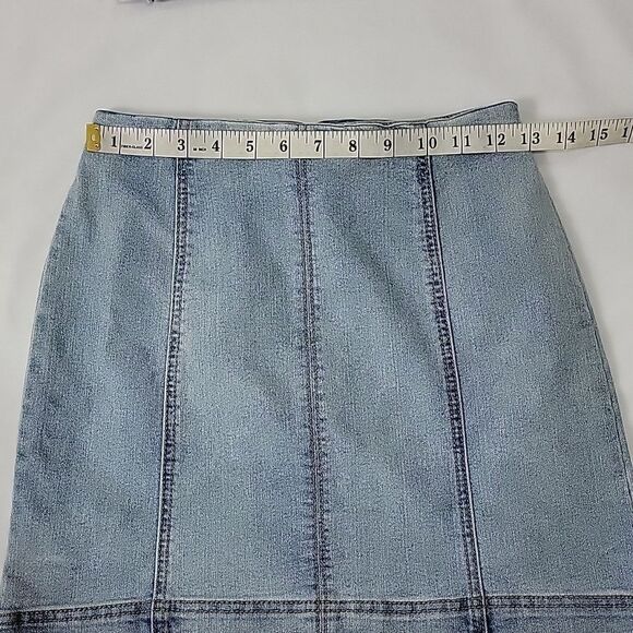 🖤 5/$20 🖤 WILD FABLE.. Jean skirt.. - Picture 7 of 10
